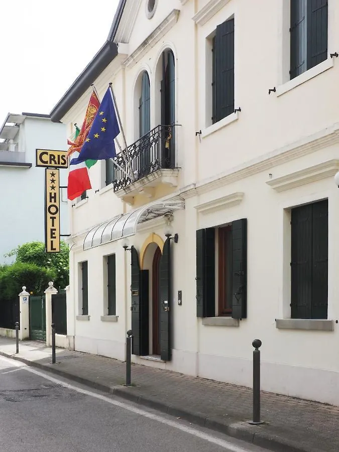 Hotel Cris Mestre