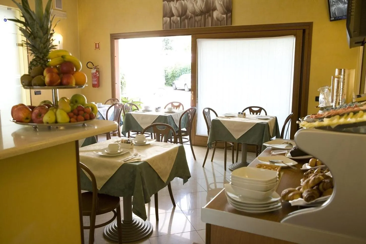 Hotel Cris Mestre