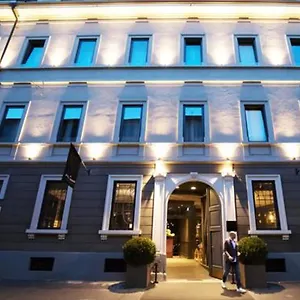 Hotel Fifty House Cellini Milan