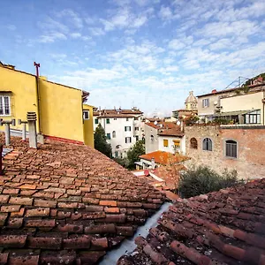  Hostel Santa Monaca İtalya